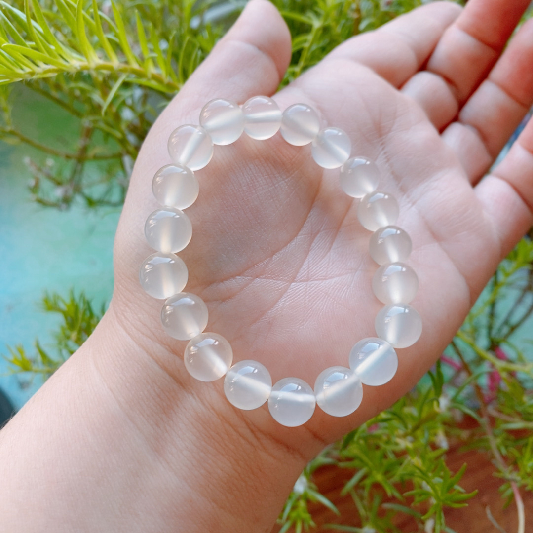 1厘米珠径高冰透白月光玛瑙香槟金手链嘎嘎冰透马料精品手串