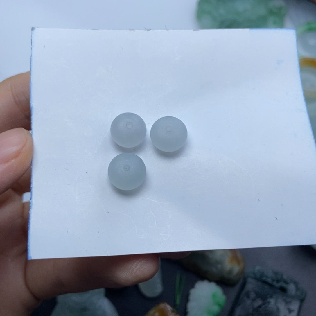 未镶嵌定制翡翠朴****乐珠子