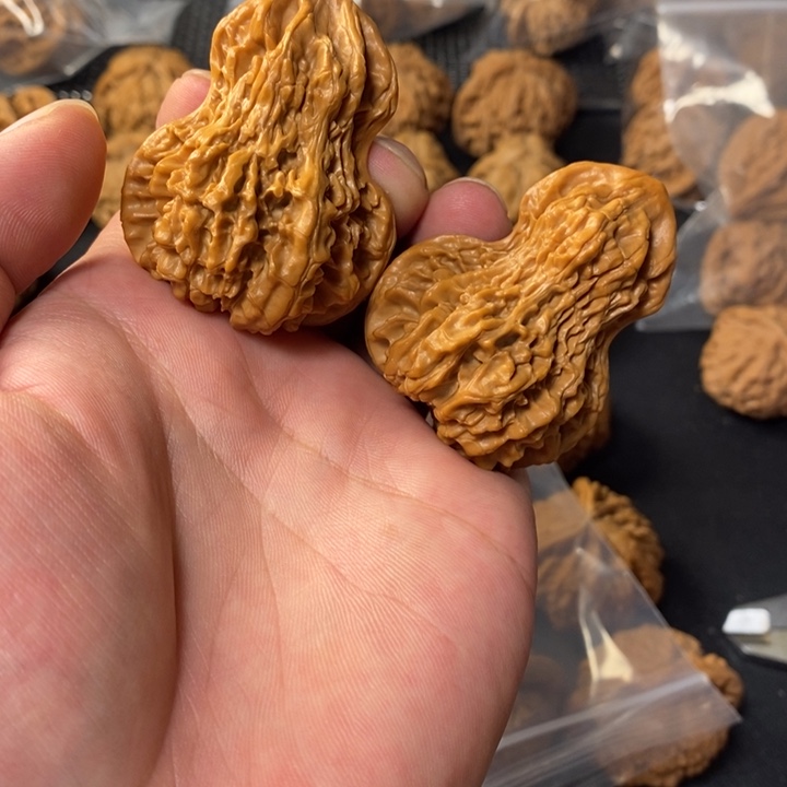 把件桃核34432223444