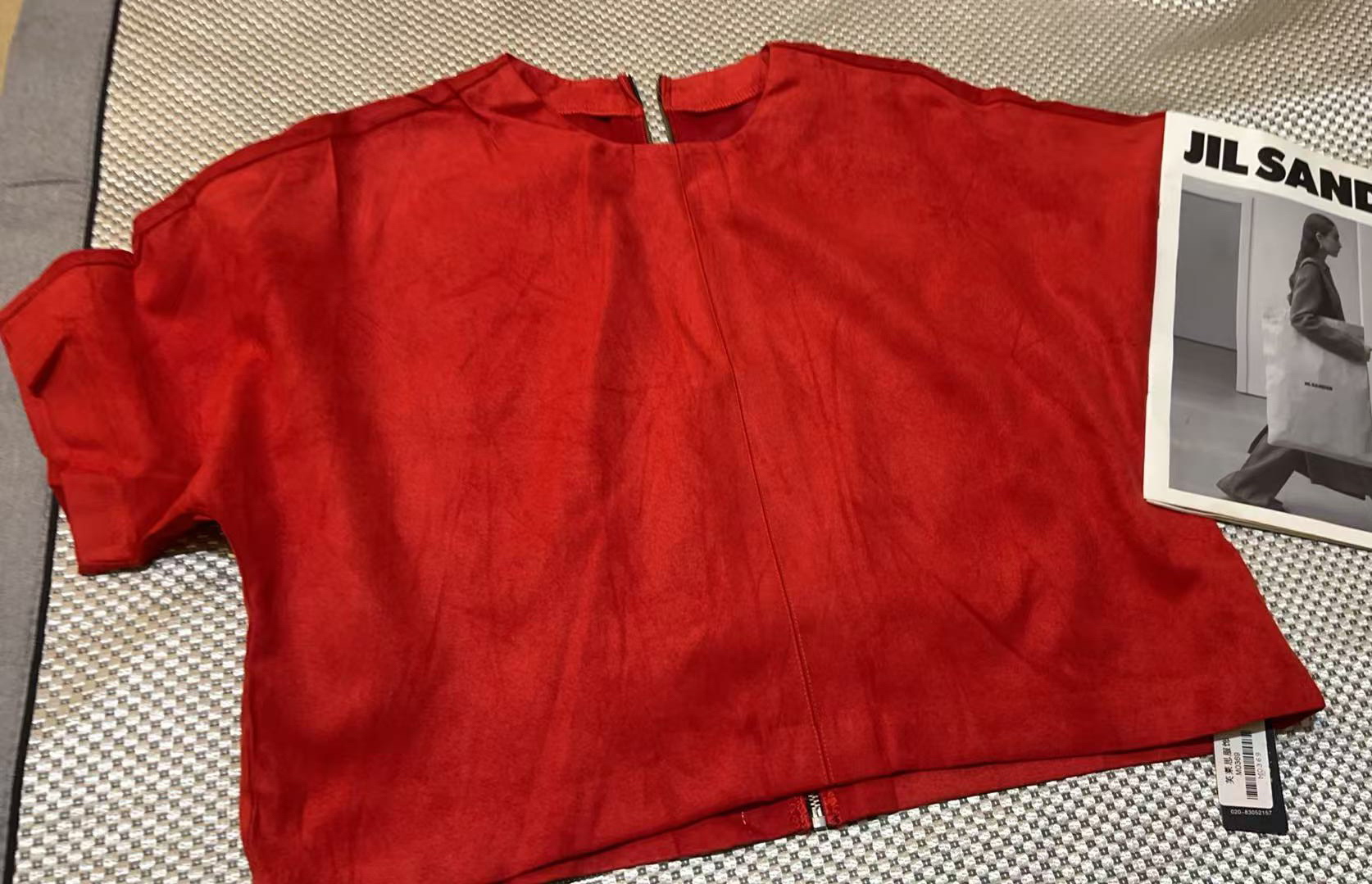 【特价不支持退换】韩版潮流优雅时尚外搭柔软舒适上衣女