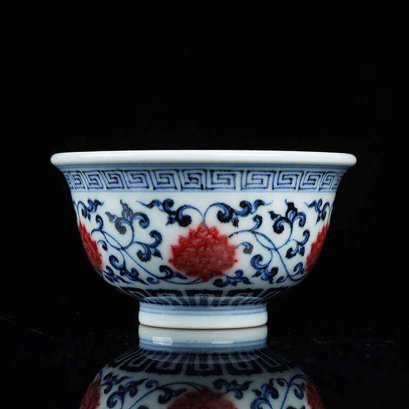 釉里红缠枝莲花压手杯（中）-见山烧-JJS107