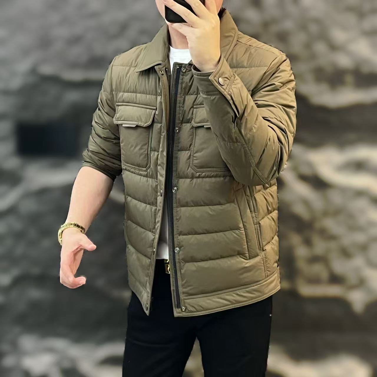 新款高端翻领外穿无图案保暖加厚短款修身时尚羽绒服7080