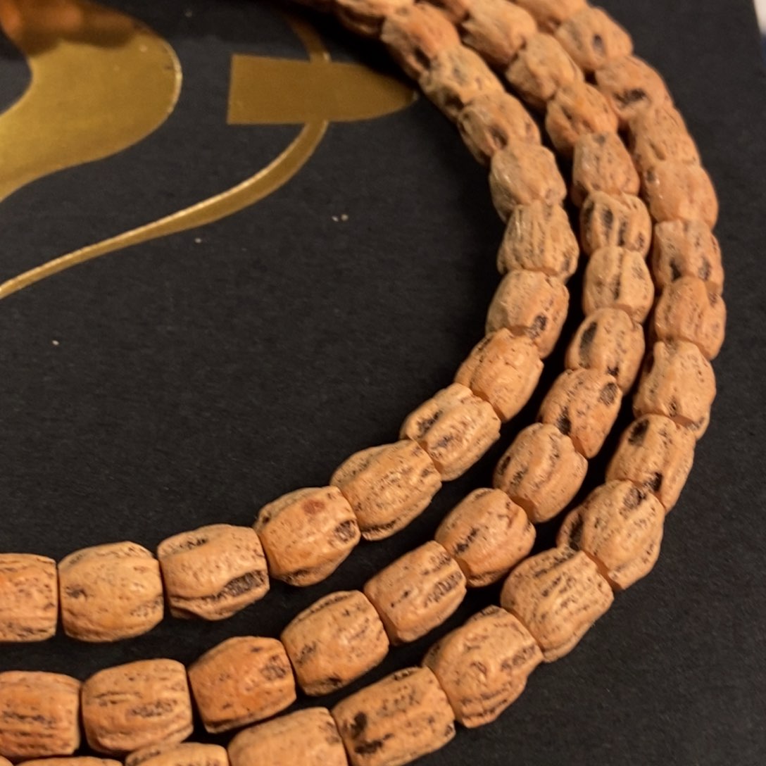 吊坠柏香籽/百香籽卡***拉神之杖