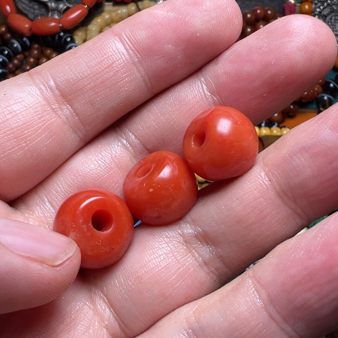 老挝石石****饰南红手工制品生产加工中心