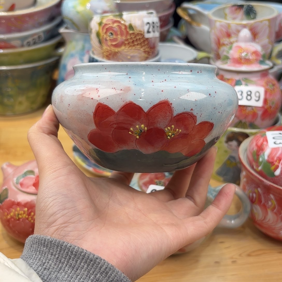 瓷片兔兔哈哈哈哈哈好