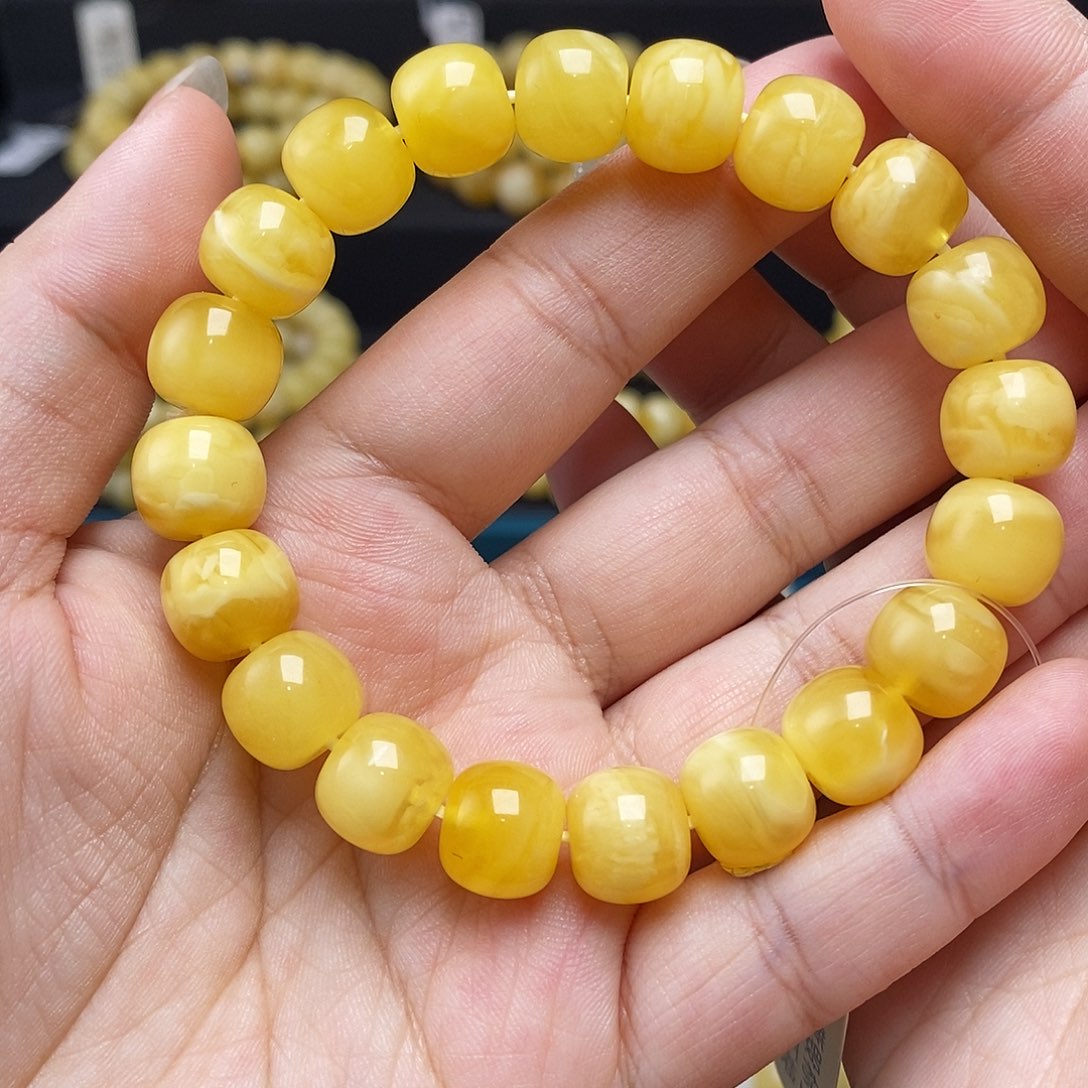 蜜蜡珠宝奇石未镶嵌