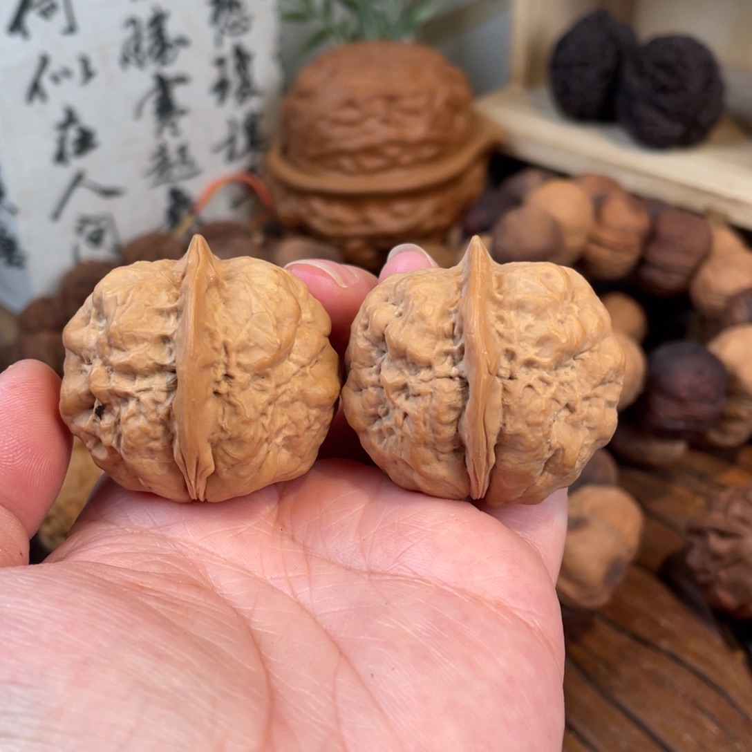 一****文玩核桃把件团龙疙瘩包40