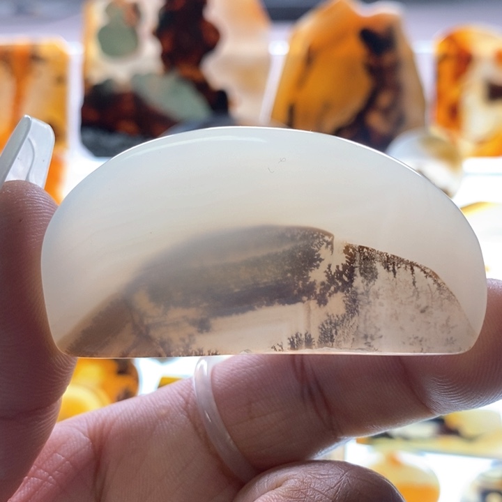 玛瑙/玉髓颈饰未镶嵌