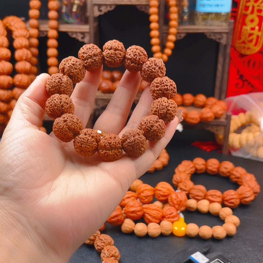 文玩核桃手串万**瑞金刚手串