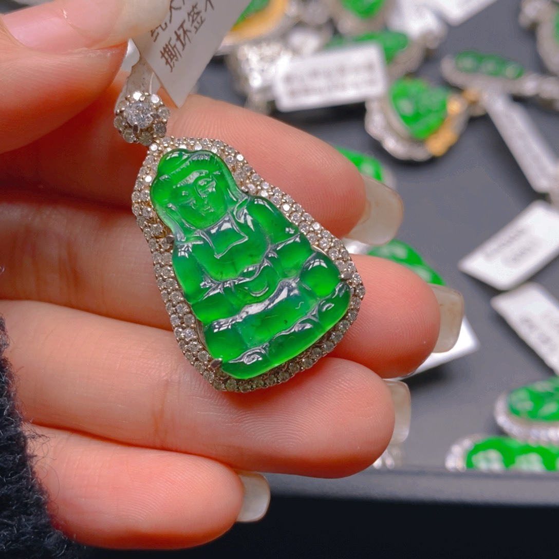 翡翠颈饰银S925镶嵌888888888