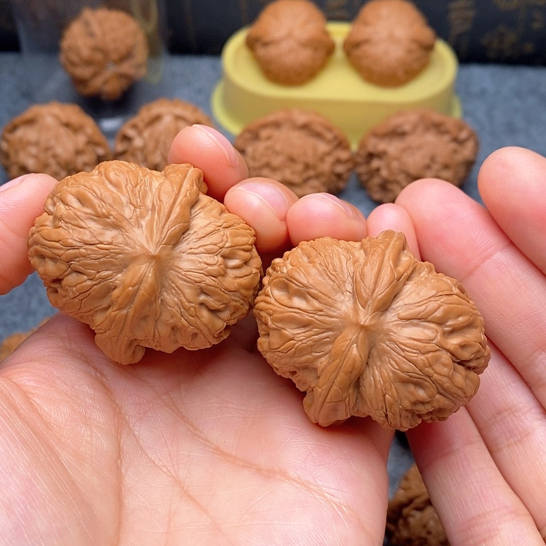 文玩核桃把件元宝42尺