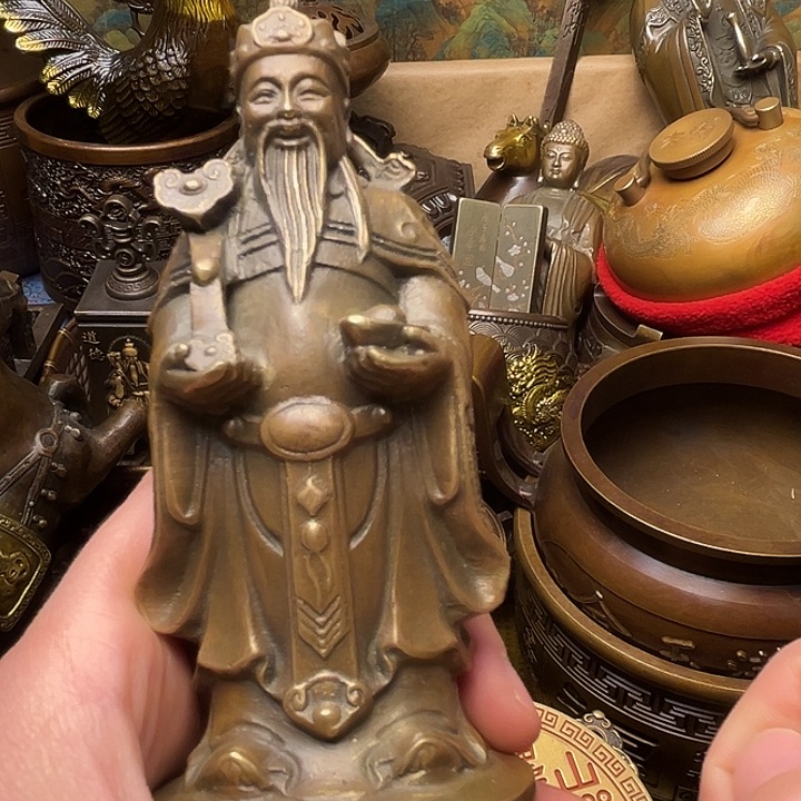 精美铜器批发档口