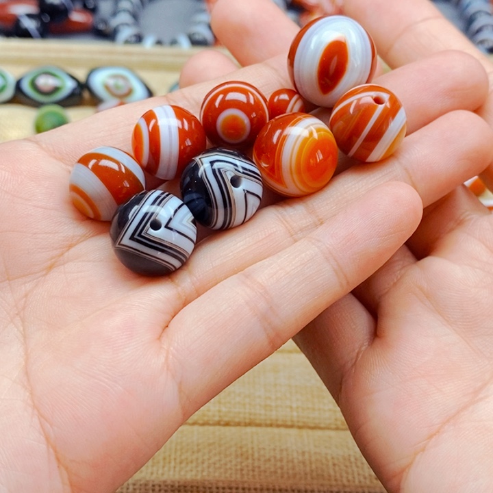 ****快玛瑙/玉髓未镶嵌手链