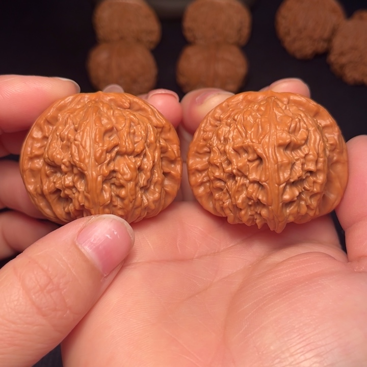 文玩核桃把件白狮子46