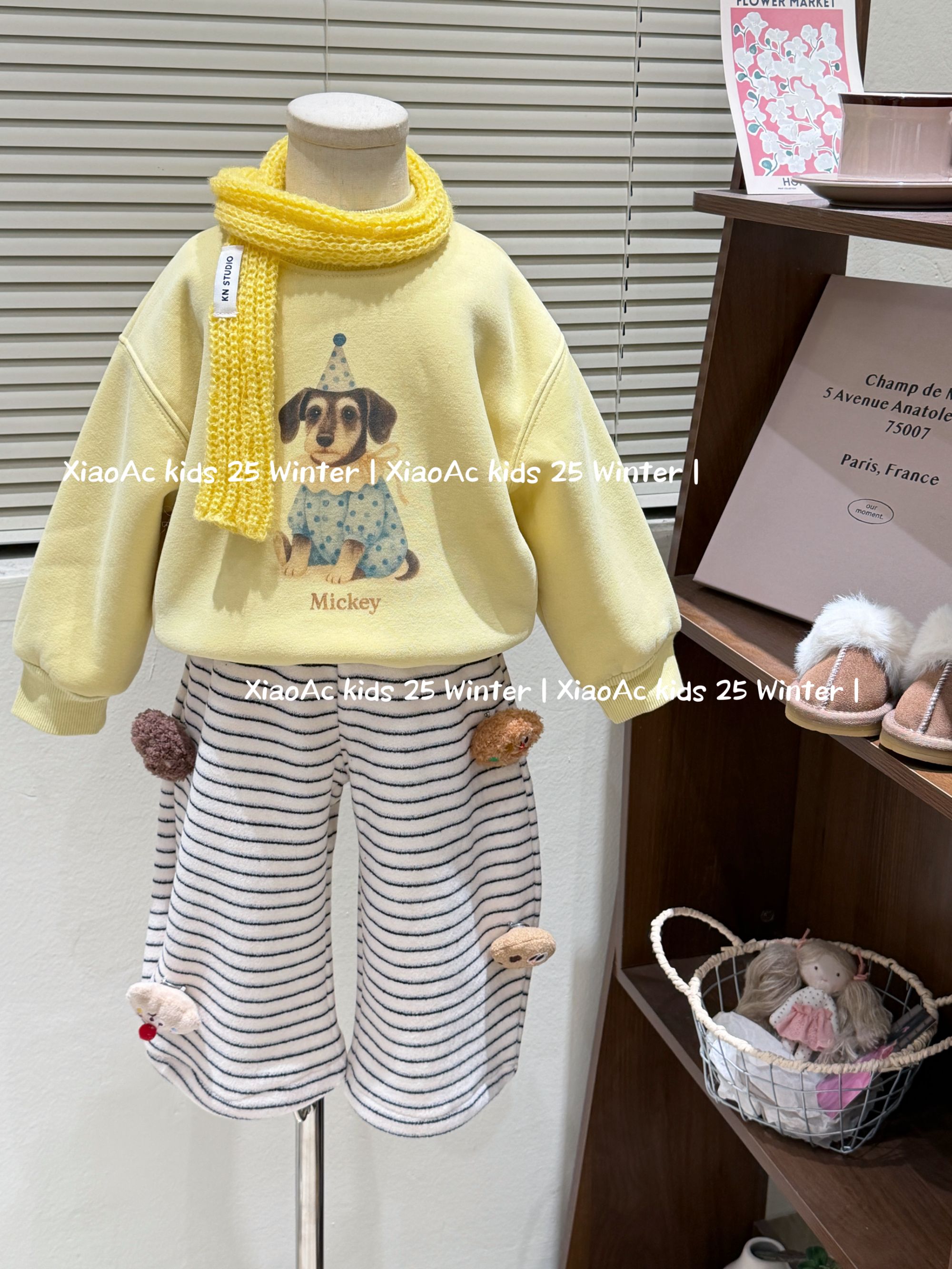 韩系女童冬款可爱卡通显白加绒加厚套头卫衣女宝条纹玩偶加绒裤子