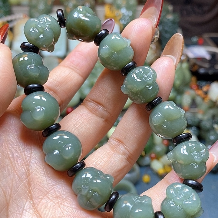 和田玉未镶嵌手串