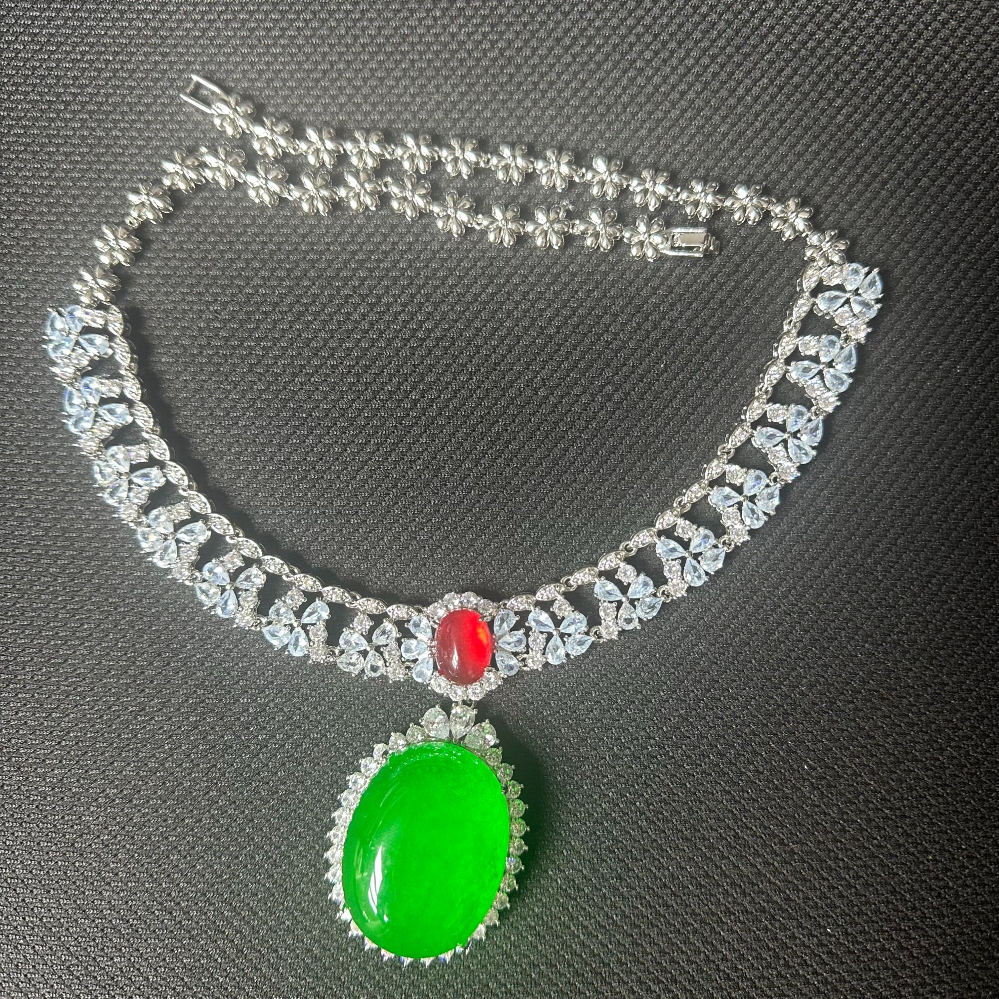 冰绿蛋面颈饰吊坠R24