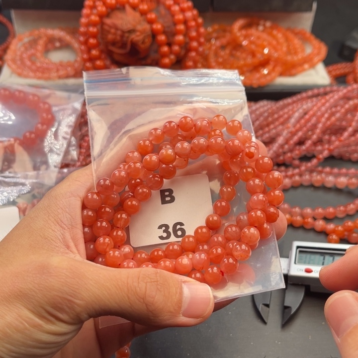 南红玛瑙未镶嵌多样性发货默认微瑕称重7mm