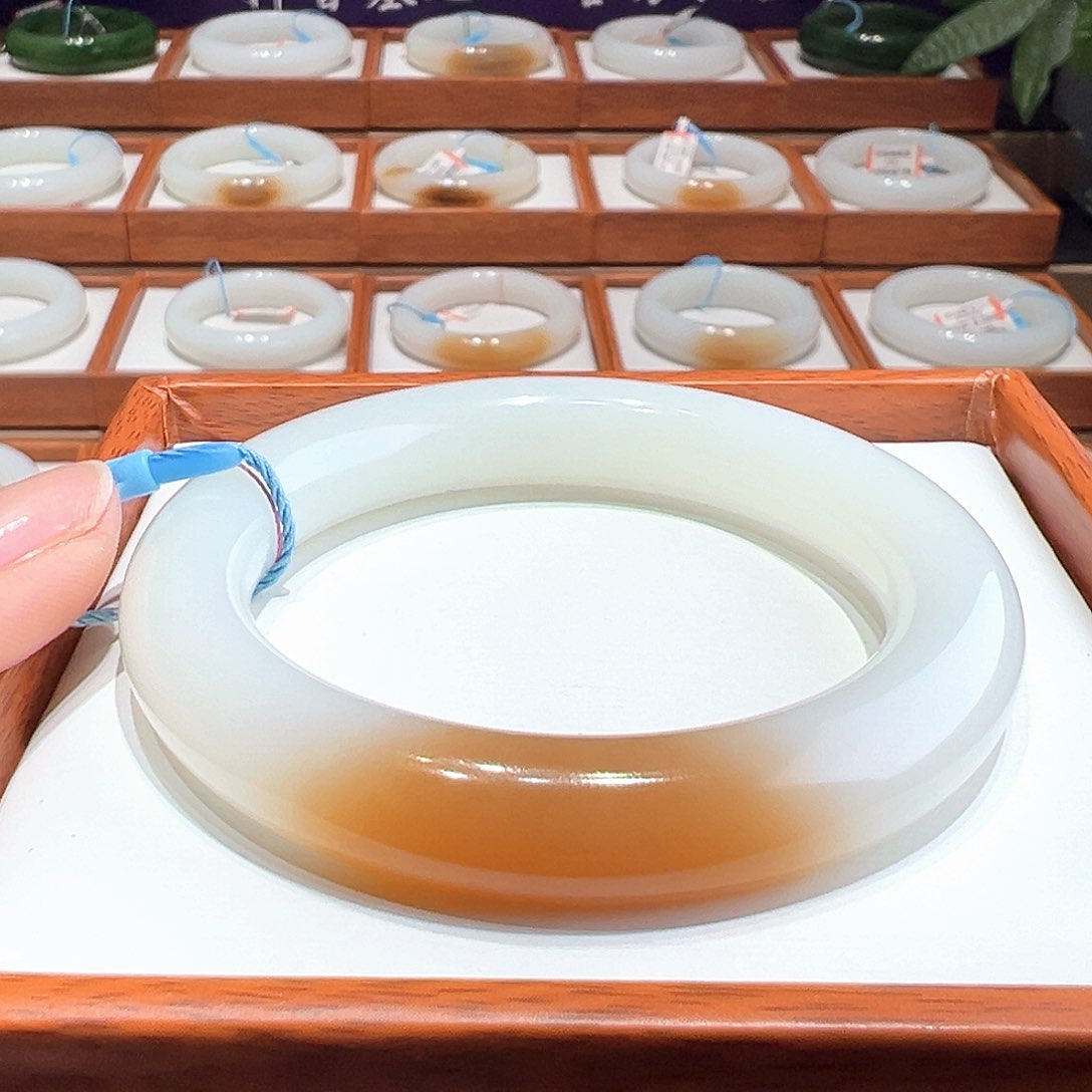 和田玉手镯5253未镶嵌