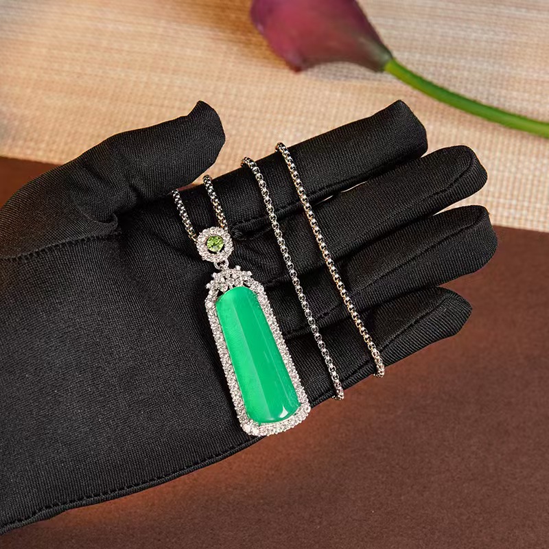 合金仿水晶吊坠 时尚无事牌寓意长款吊坠镶嵌葫芦豆角无事牌项链