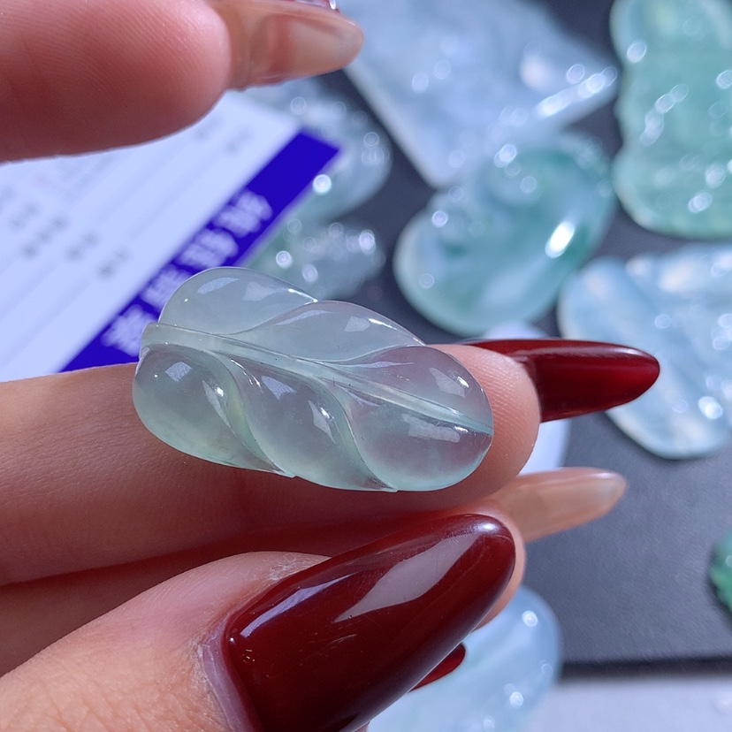 【闪购商品】翡翠颈饰未镶嵌缅甸