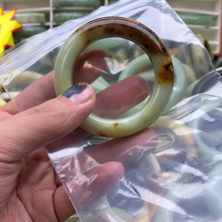 我***.蛇纹石玉未镶嵌岫玉