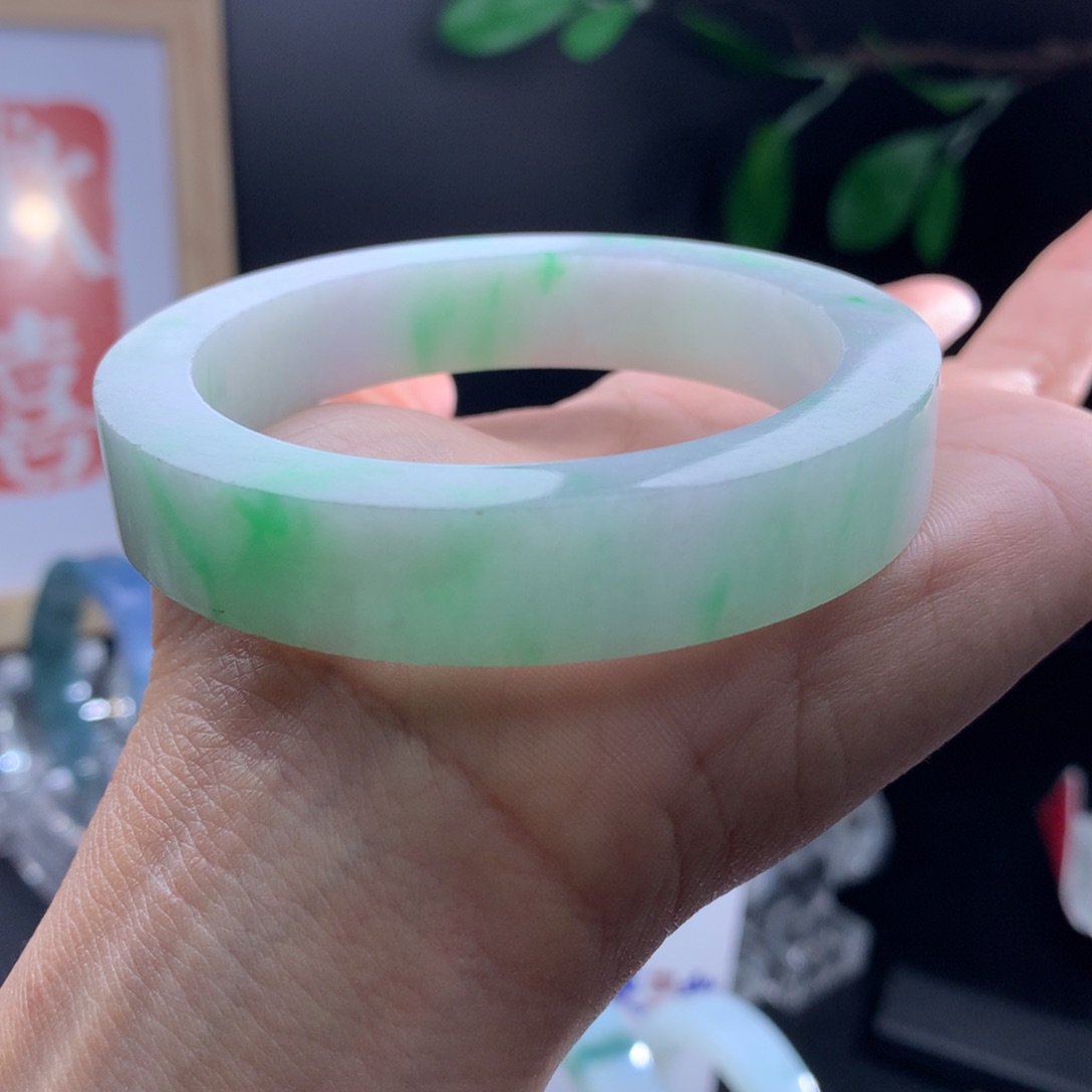 定制翡翠手镯未镶嵌