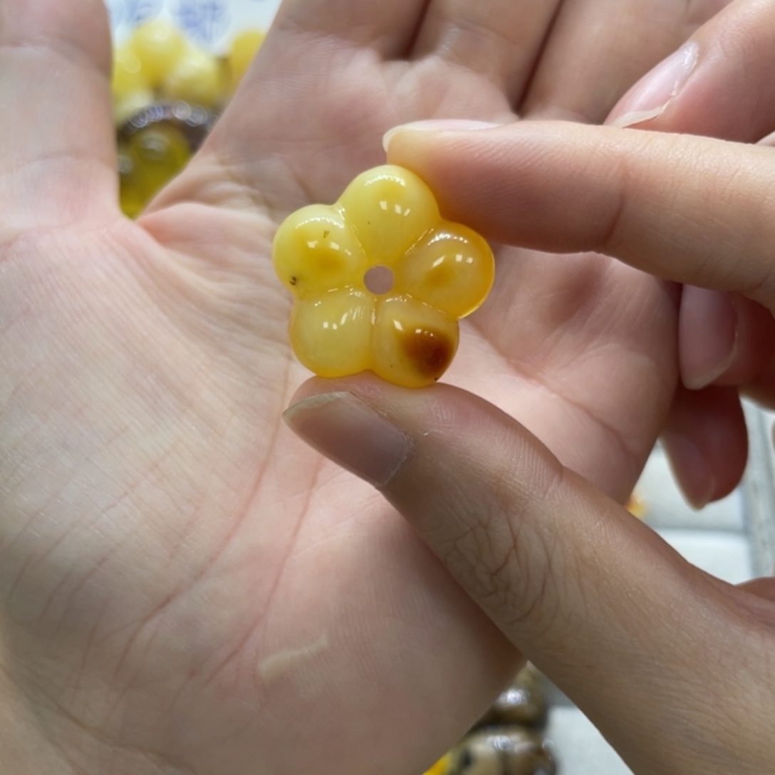 裸石琥珀未镶嵌天然琥珀