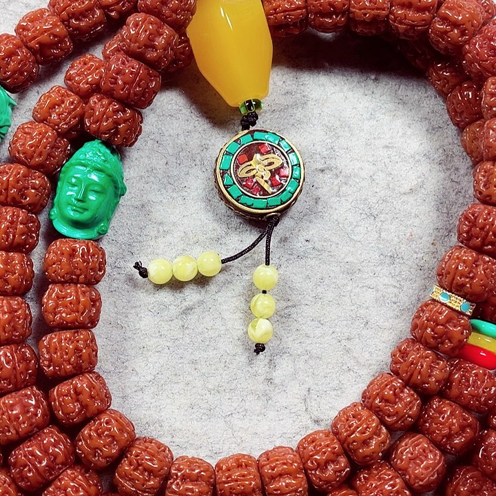 金刚菩提吊坠包***毕金刚