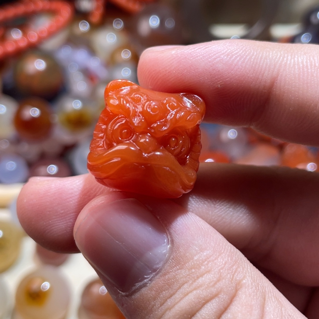 u***洋南红玛瑙未镶嵌手串