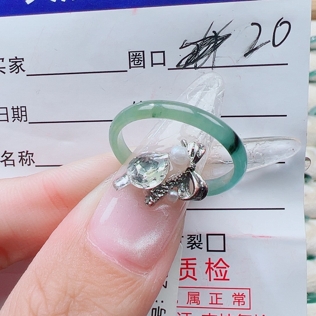 爱***秀翡翠未镶嵌戒指天然