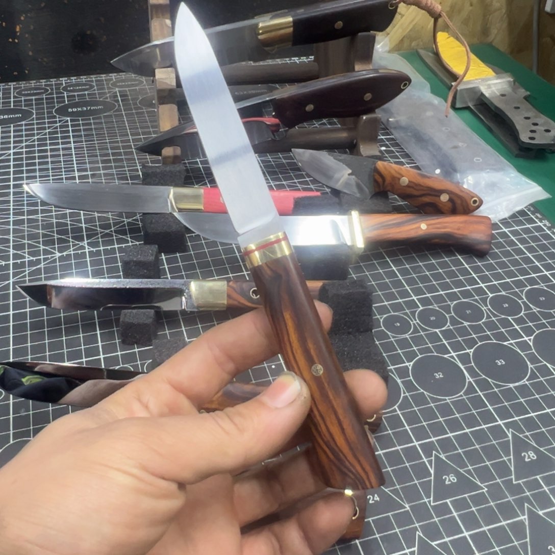吃肉小刀吃肉小刀
