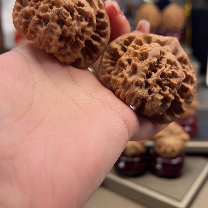 文玩核桃把件53 官帽