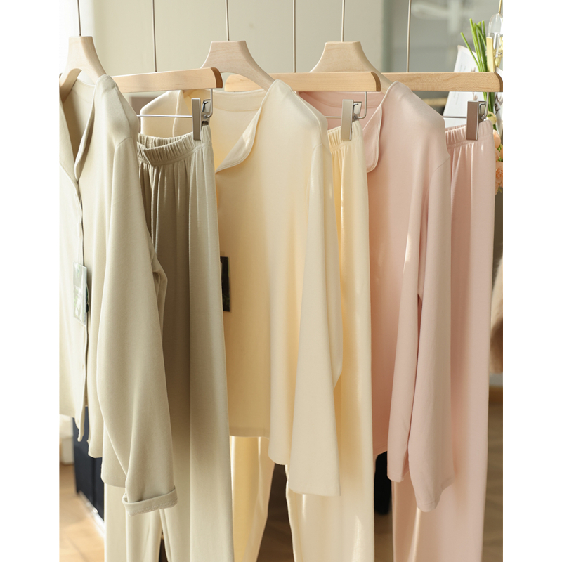 奶乎乎海藻暖绒~双面磨毛纽扣开衫长袖长裤套装家居服女秋冬
