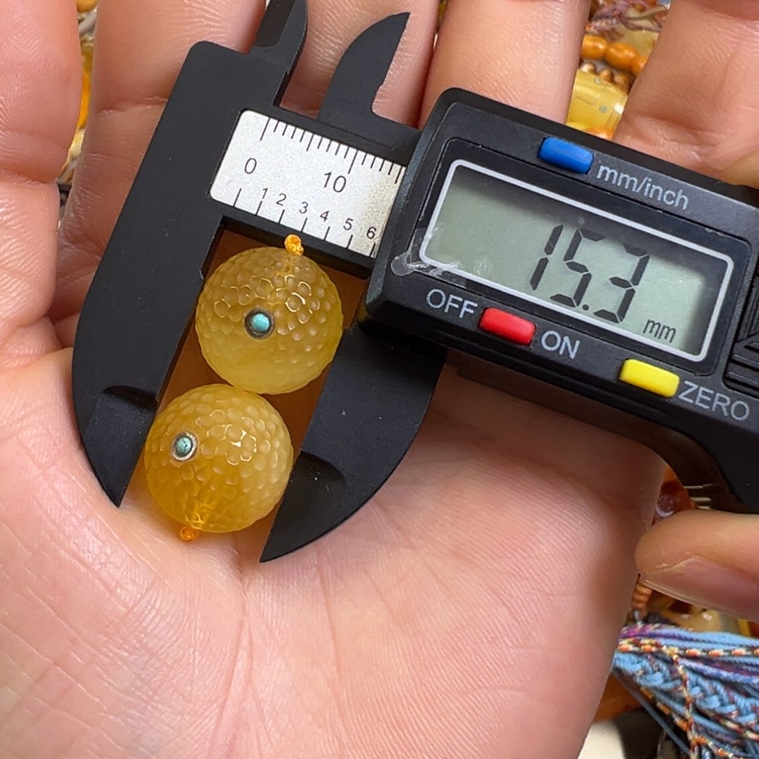 未镶嵌蜜蜡裸石蜜蜡