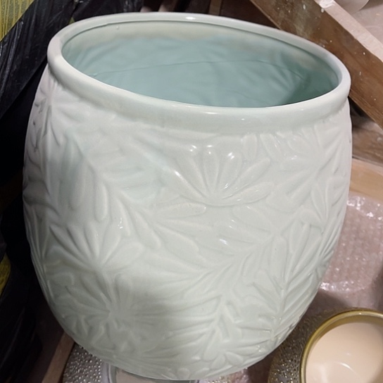 多肉绿植陶瓷花盆9.9包邮，有孔