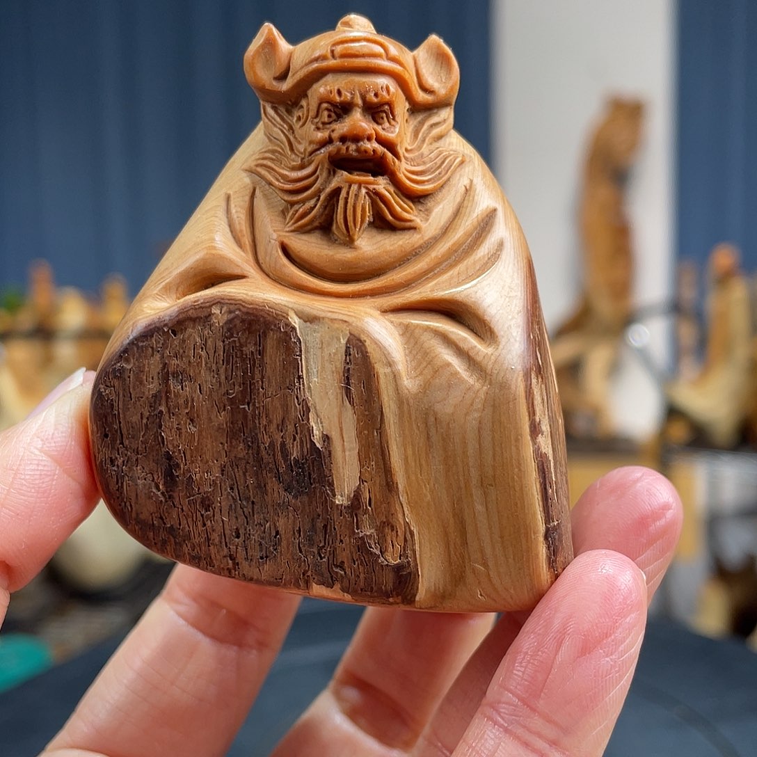 柏木（崖柏）手把件