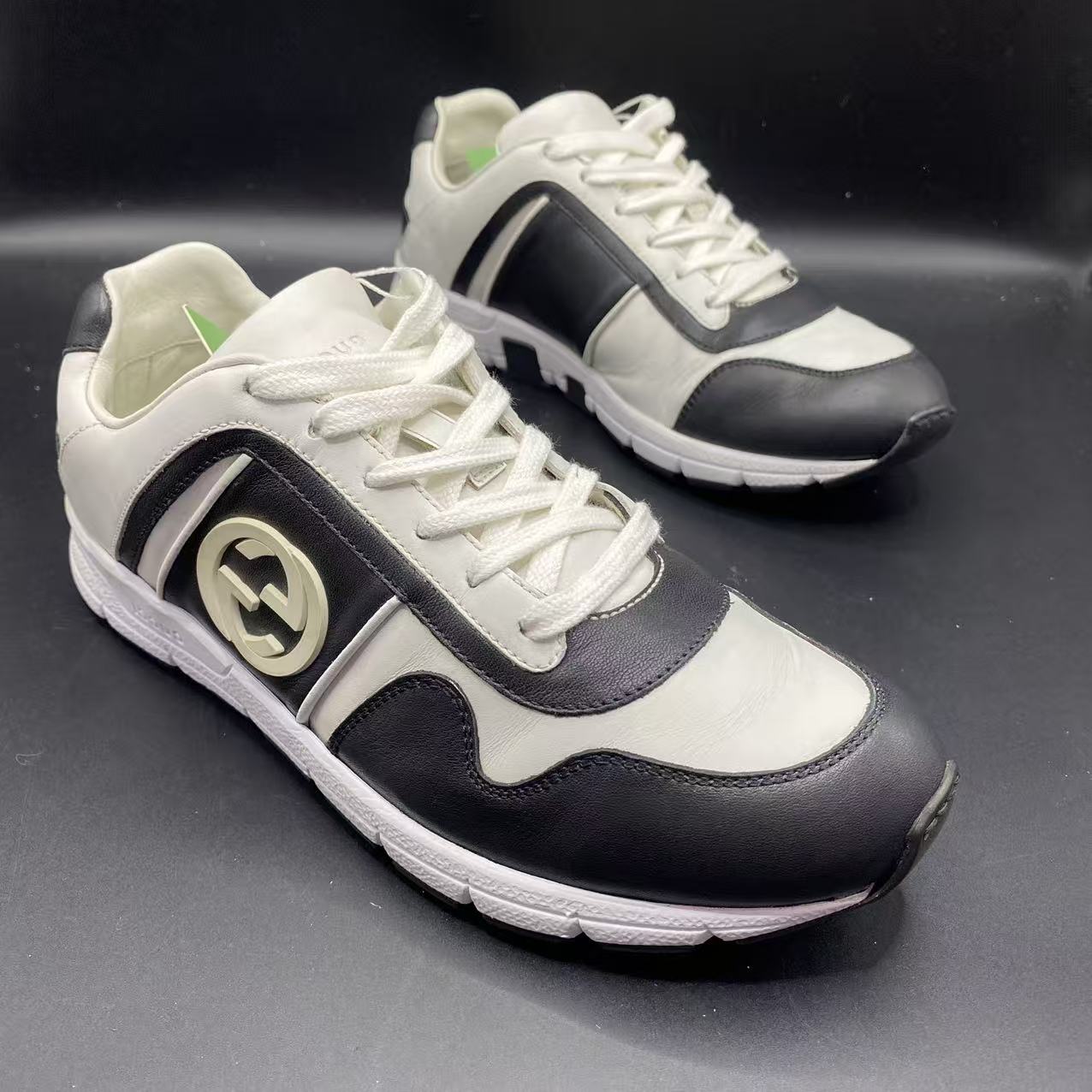 95新 GUCCI/古驰 【AO福利】39欧码 男士黑白休闲运动鞋ao948