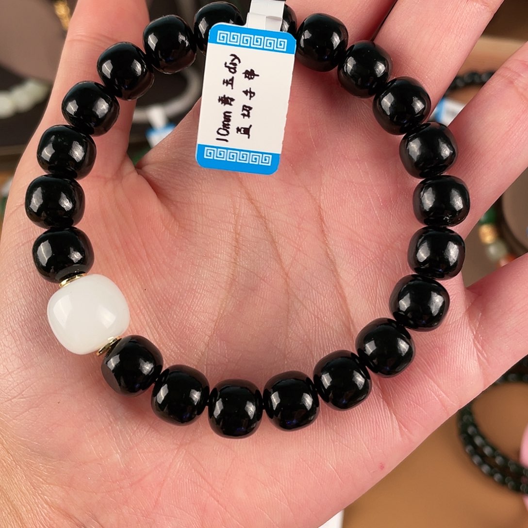 和田玉未镶嵌颈饰天**们208