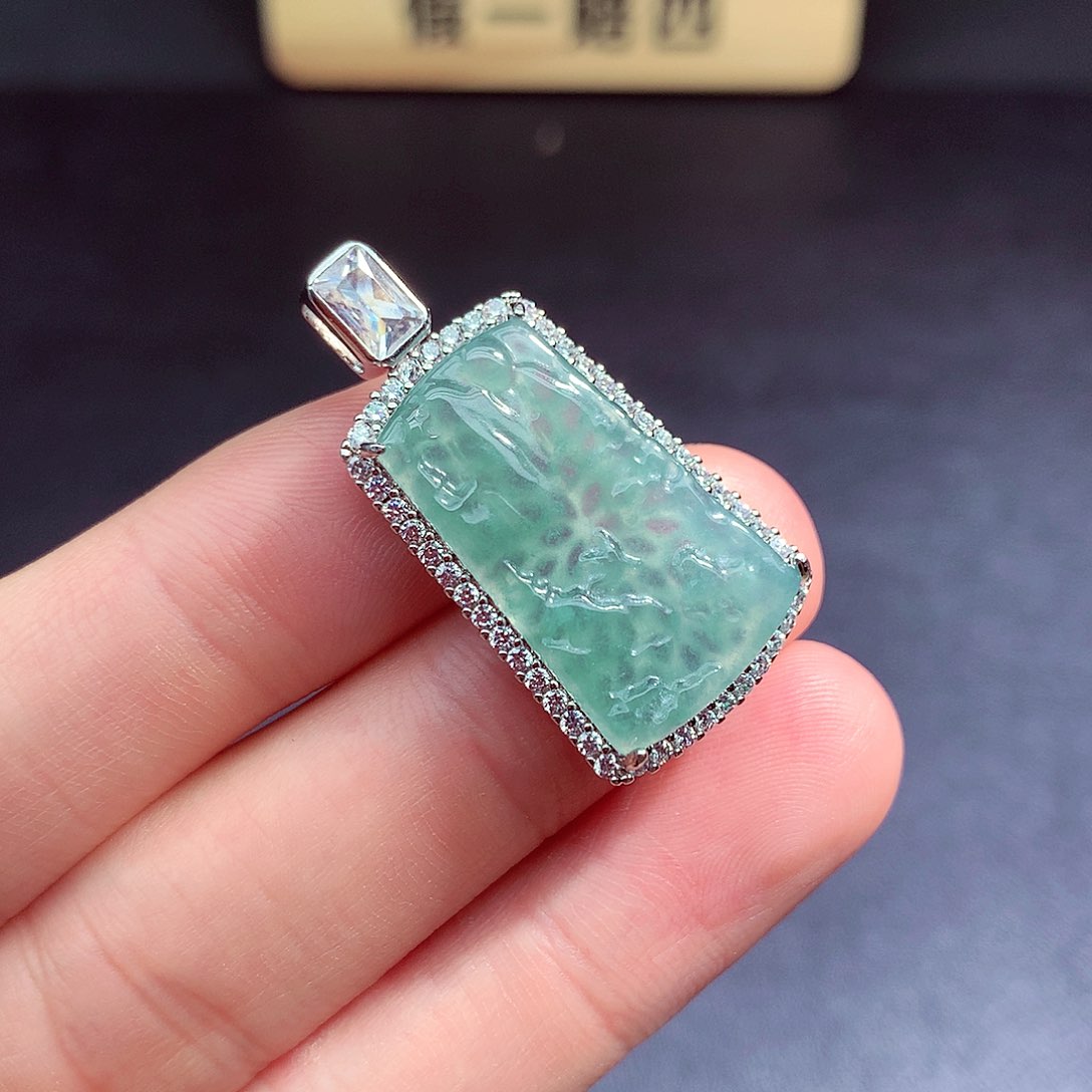 颈饰未镶嵌翡翠翡翠