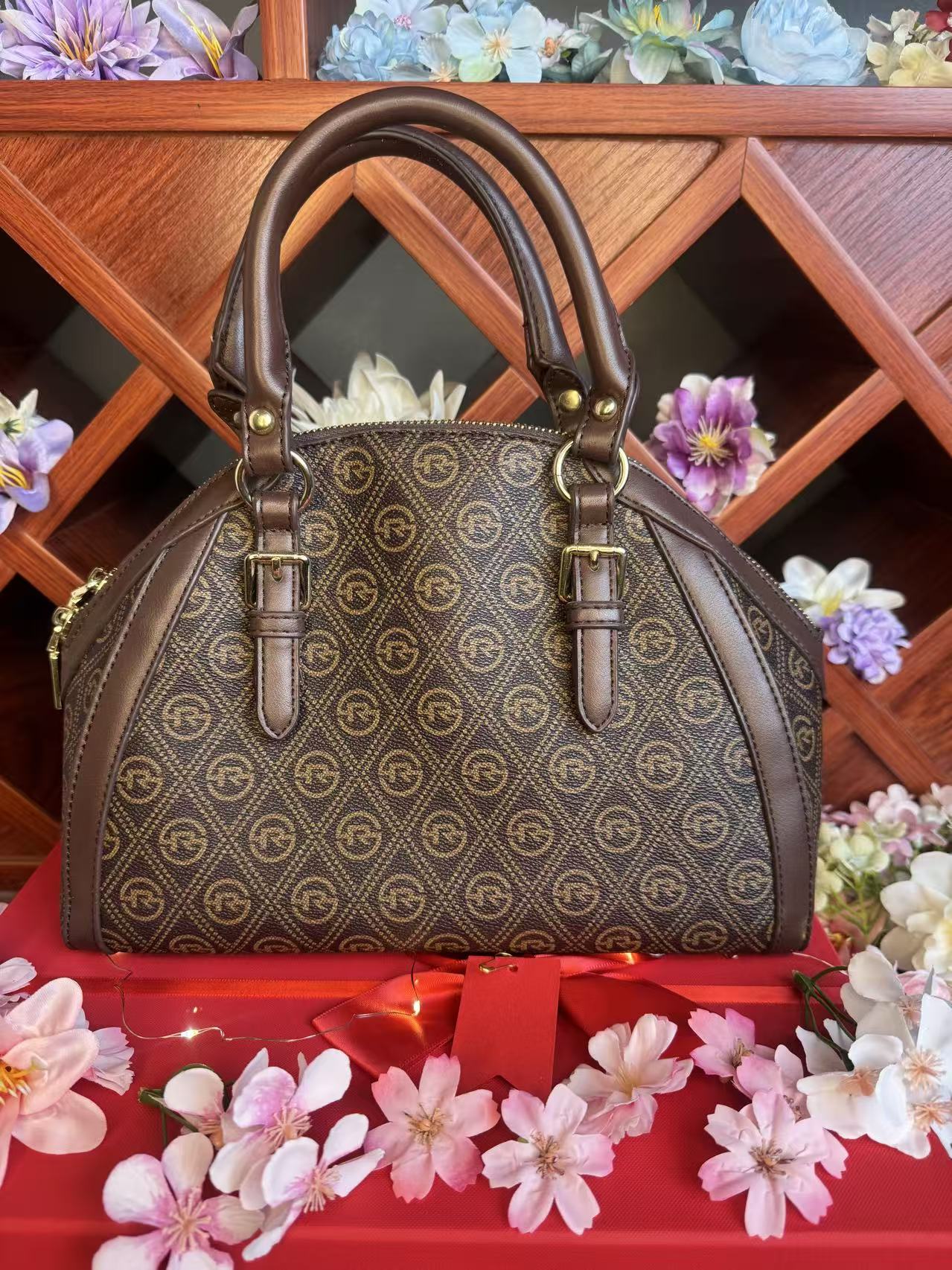 单肩通勤风轻奢枕头包双根复古风腋下单肩包