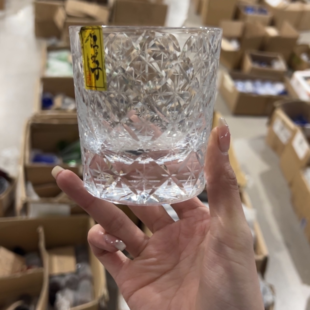 【闪购商品】如图七宝透明明料一只，