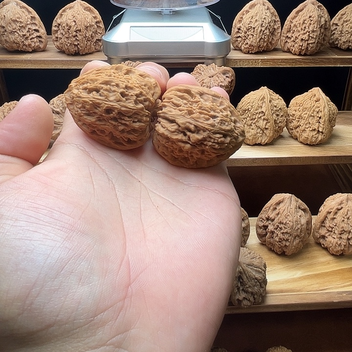 文玩核桃吊坠南疆石文玩核桃高炮