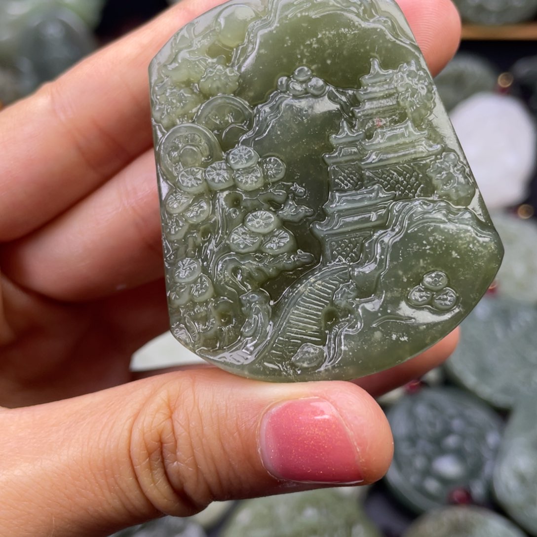 和田玉颈饰未镶嵌