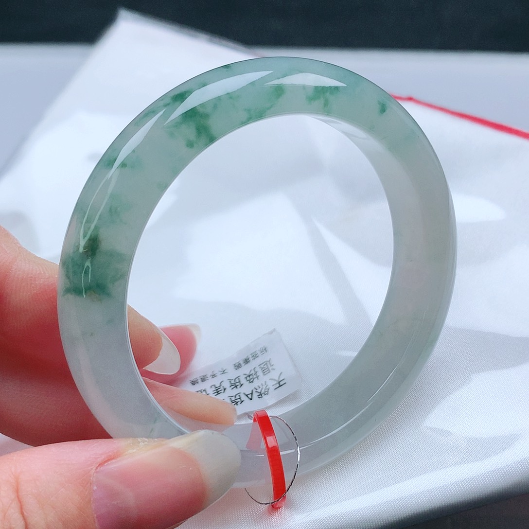 翡翠手镯未镶嵌54/55圈