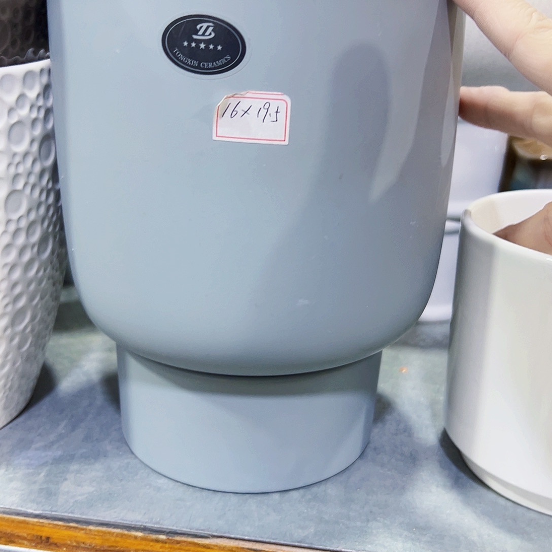 有孔外贸尾单陶瓷花盆凑单10米包邮