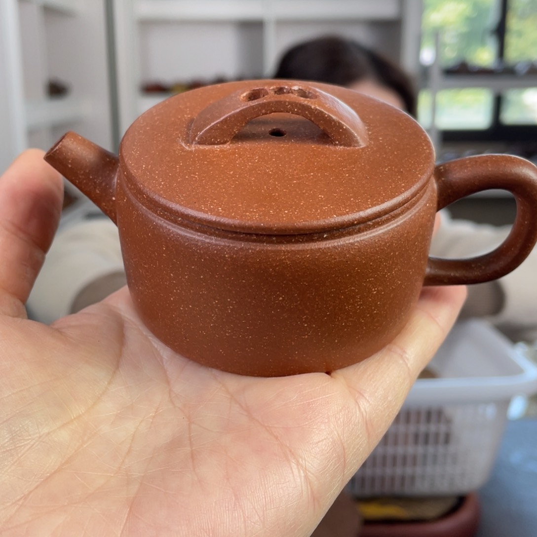 紫砂茶壶红降坡汉瓦130cc
