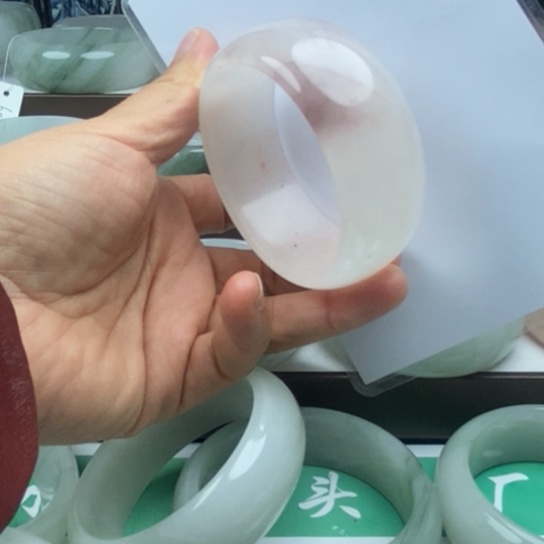 石英质玉（金丝玉）未镶嵌手镯