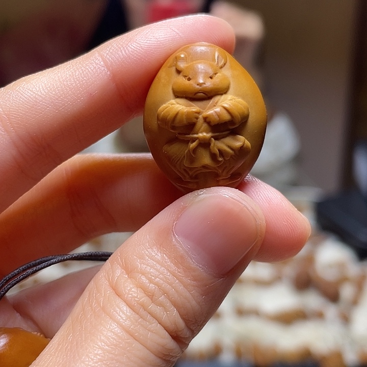 橄榄核手串/手链兔