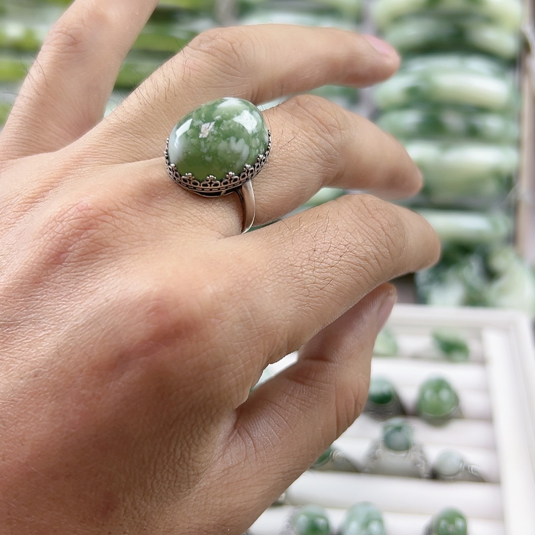 蛇纹石玉银S925镶嵌戒指